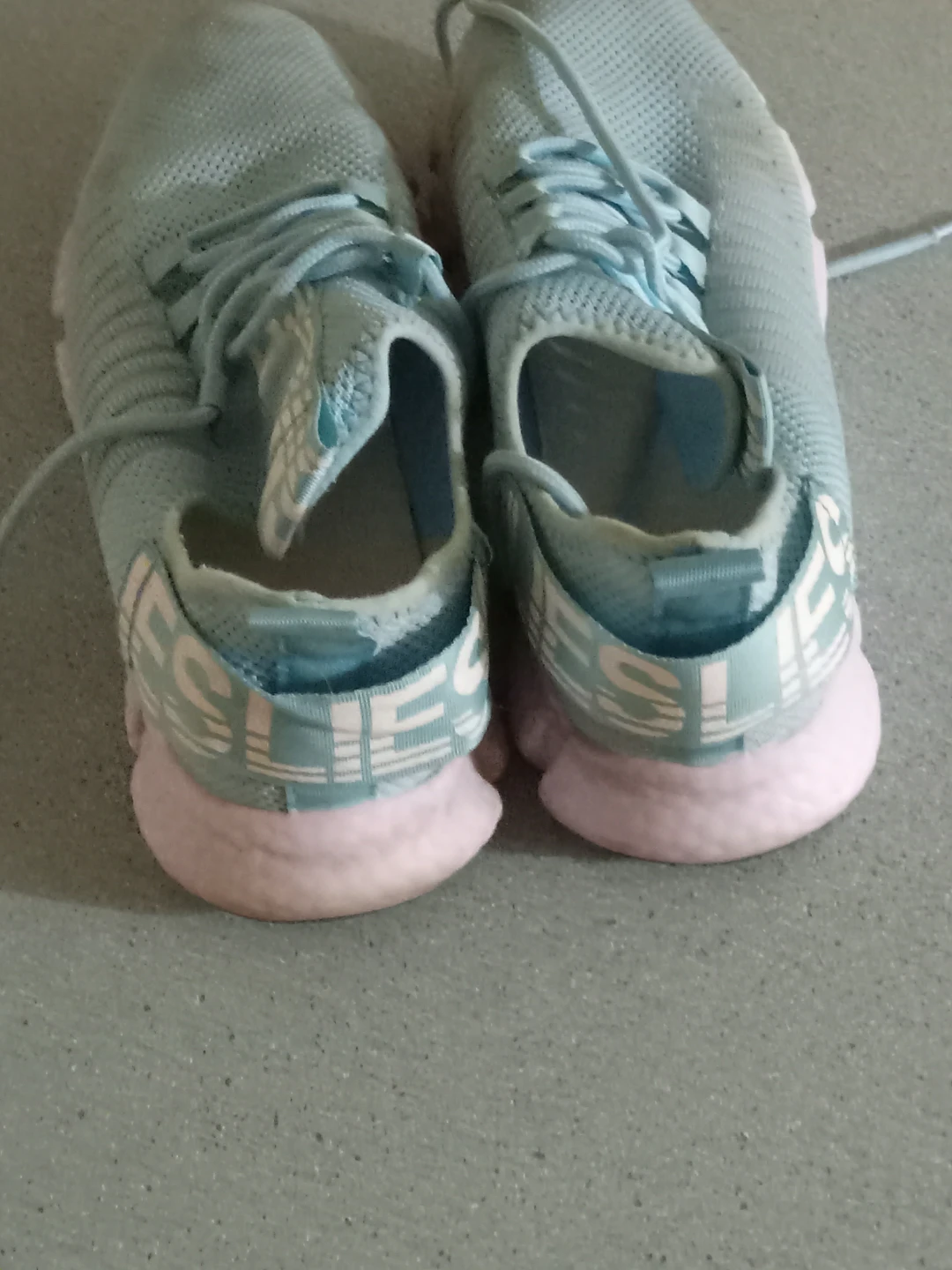 Women sport shoes - photo 2