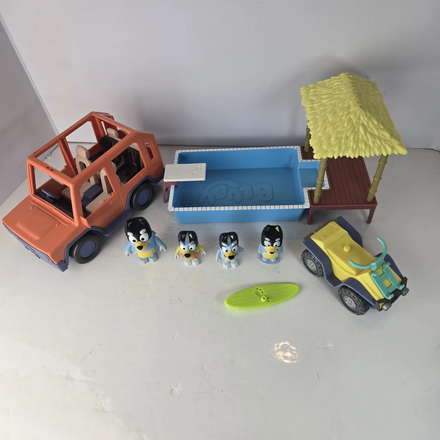 Bluey toy lot - photo 2