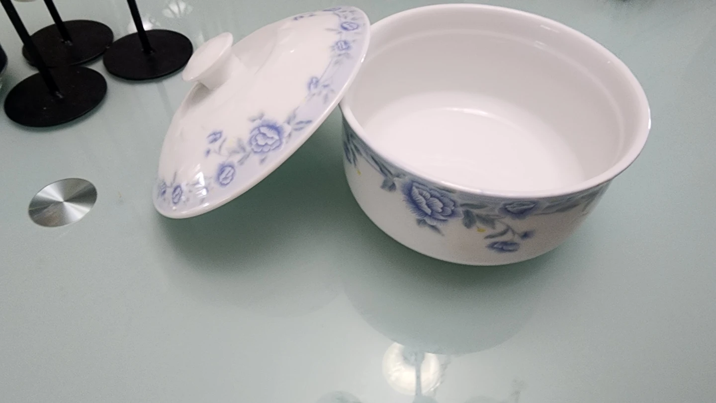 Cheng's White Jade Porcelain Casserole Dish with Lid