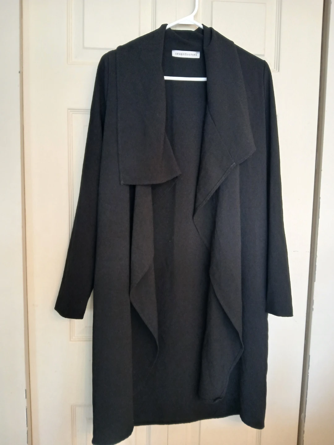 SEVEN SISTERS black flowy cardigan, size small (S) - photo 5