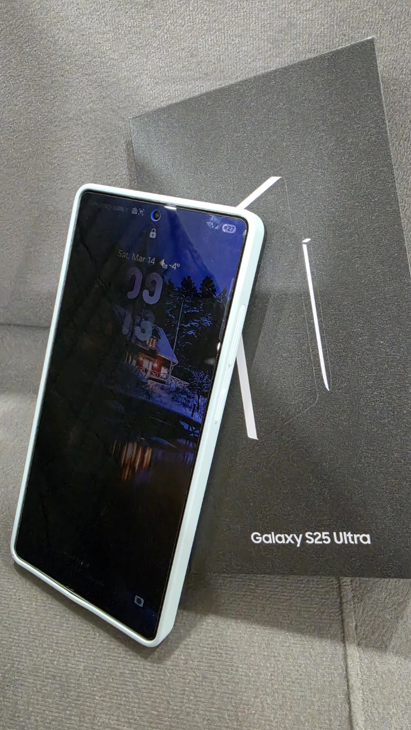Samsung Galaxy S25 Ultra with Box, Case, Screen & Lens Protector - photo 4