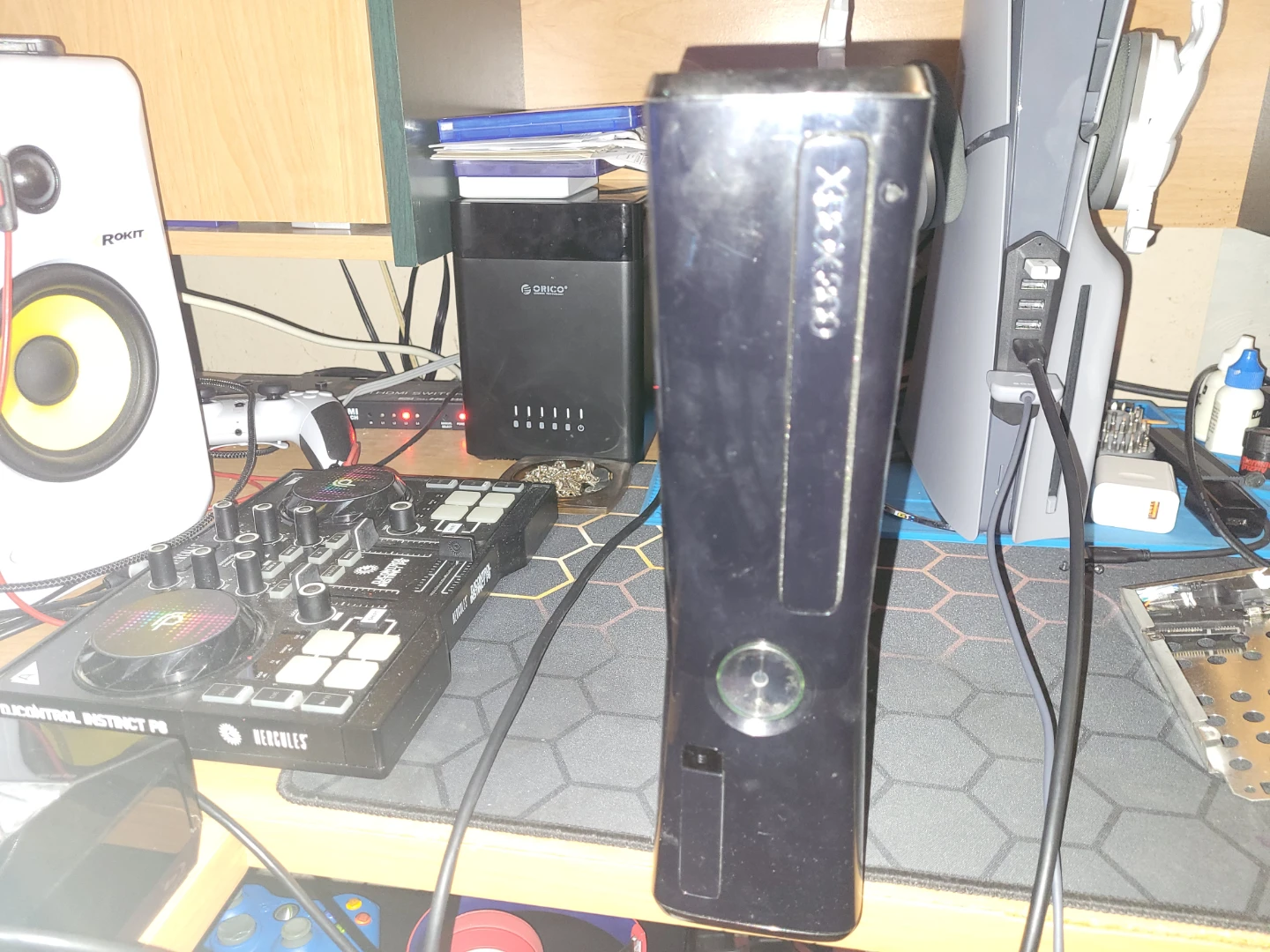 Xbox 360 with controller modded and external hard drive
