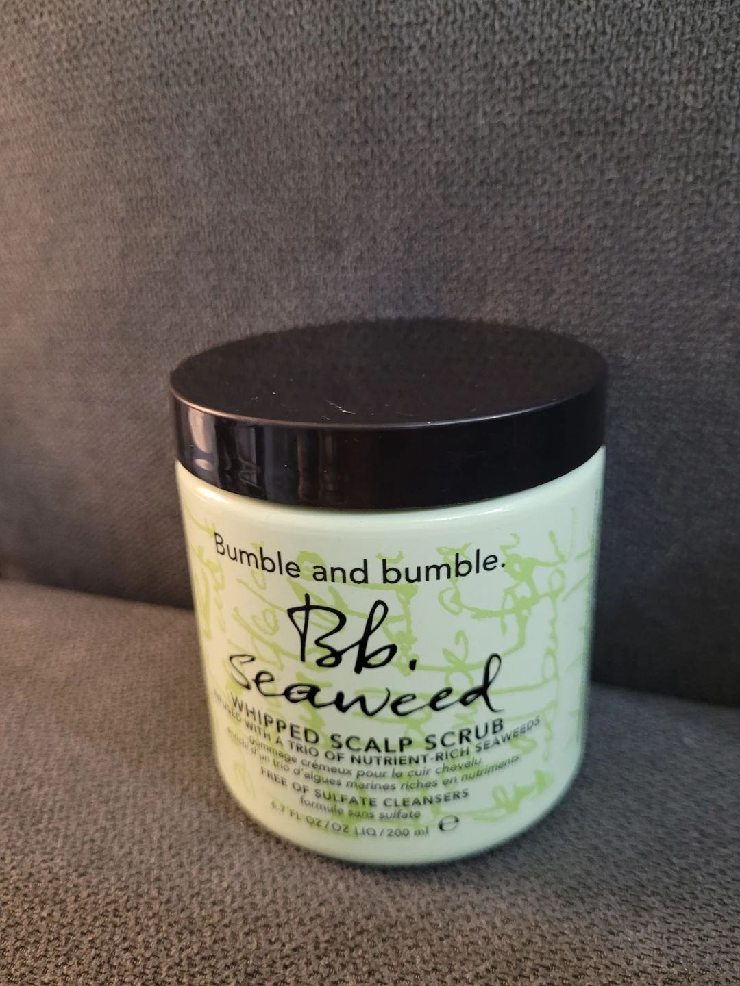 Bumble and bumble. Bb. Seaweed Whipped Scalp Scrub