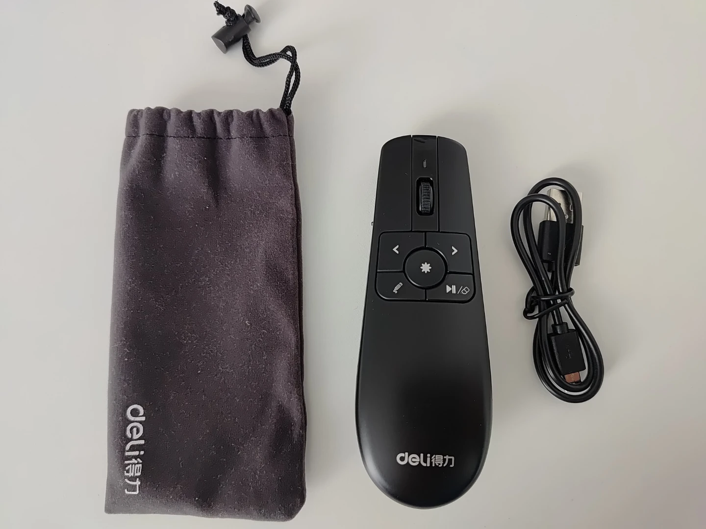 Deli Wireless Presenter with USB Charging Cable and Pouch