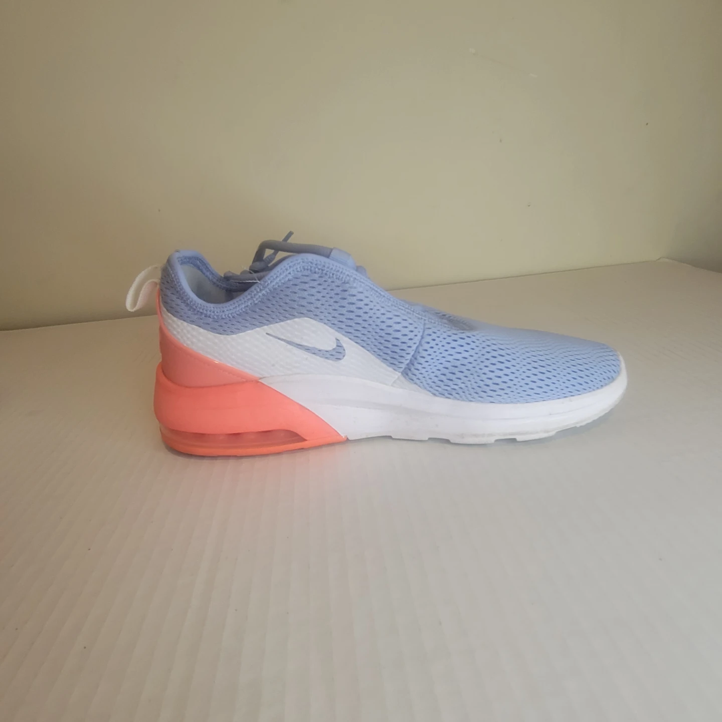 Nike Air Women's Shoes Light Blue Pink White Size 8