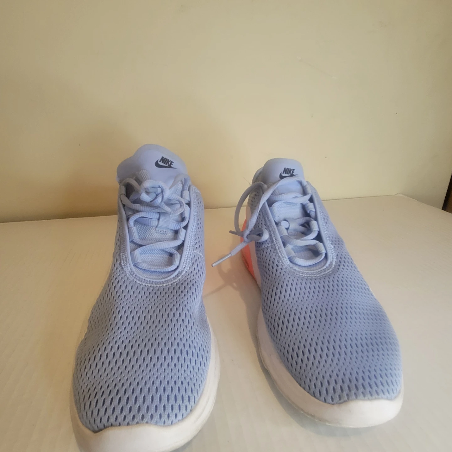 Nike Air Women's Shoes Light Blue Pink White Size 8 - photo 4