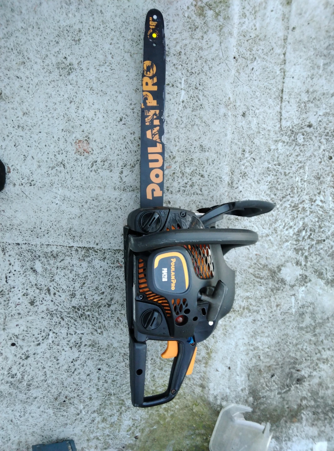 Poulan Pro PH4215 Chainsaw