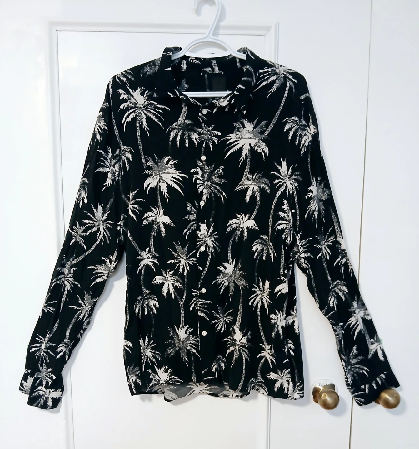 Women XL H&M Button-Up Shirt