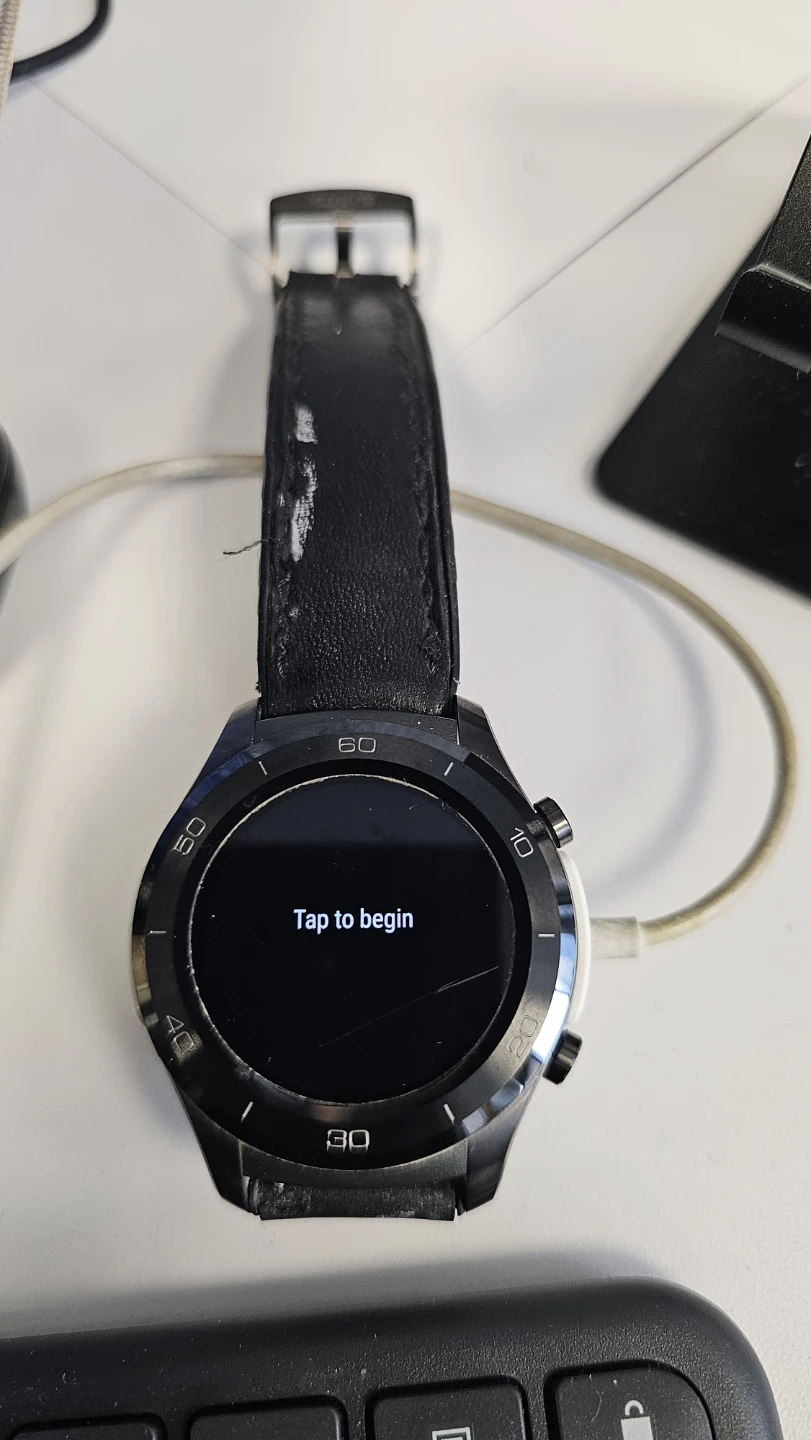 Huawei Smartwatch with Charger