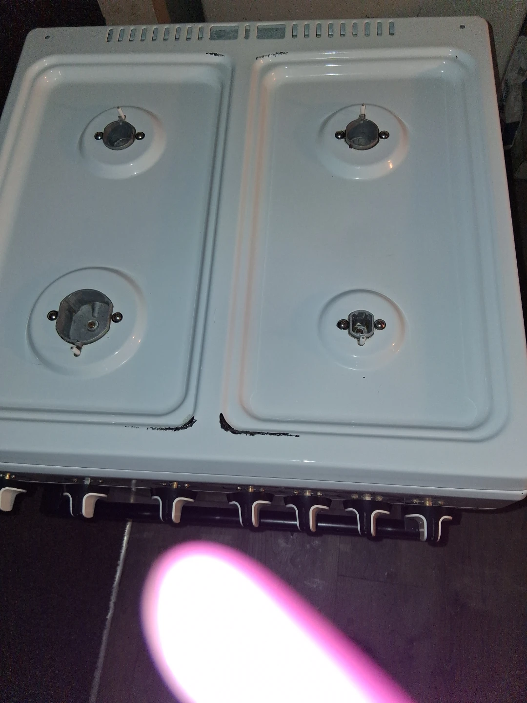 Avanti White Gas Range with Oven - photo 2
