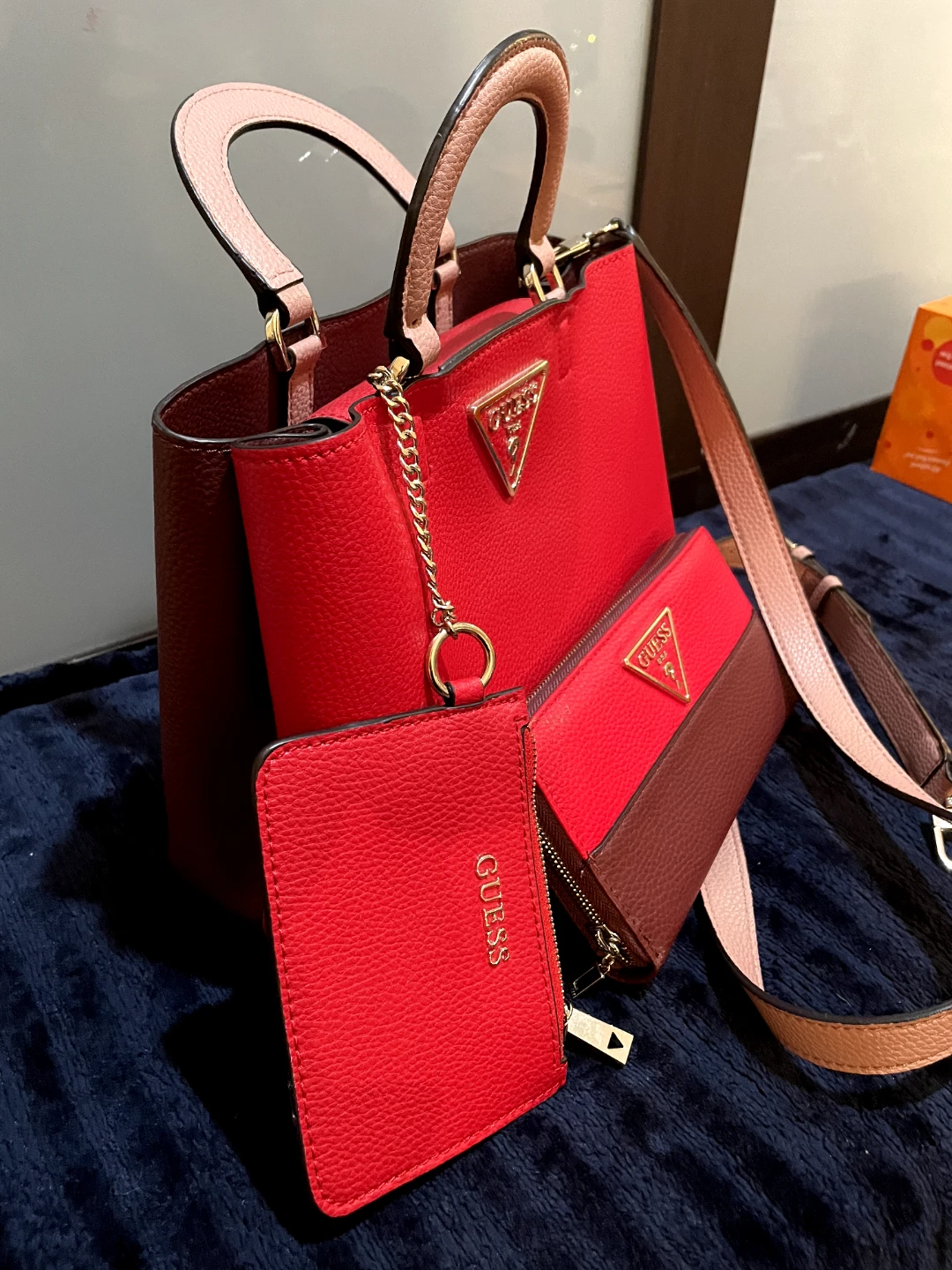 GUESS Three Tone Handbag/Crossbody & Wallet Set NEW!