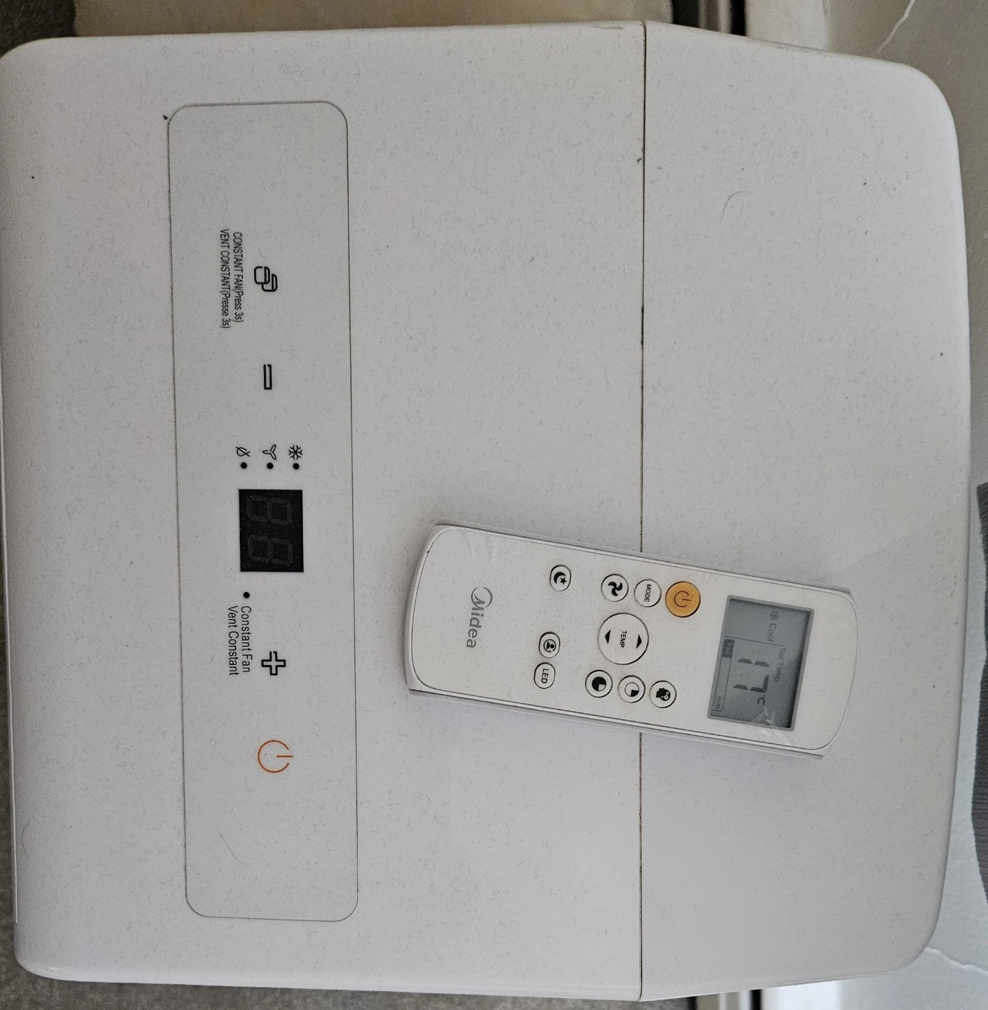 Midea Portable Air Conditioner (8000 BTU) – Like New - photo 3