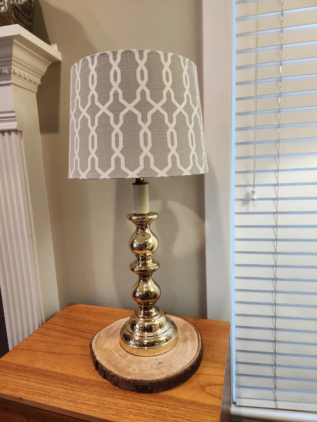 Vintage gold/brass table lamp - photo 4