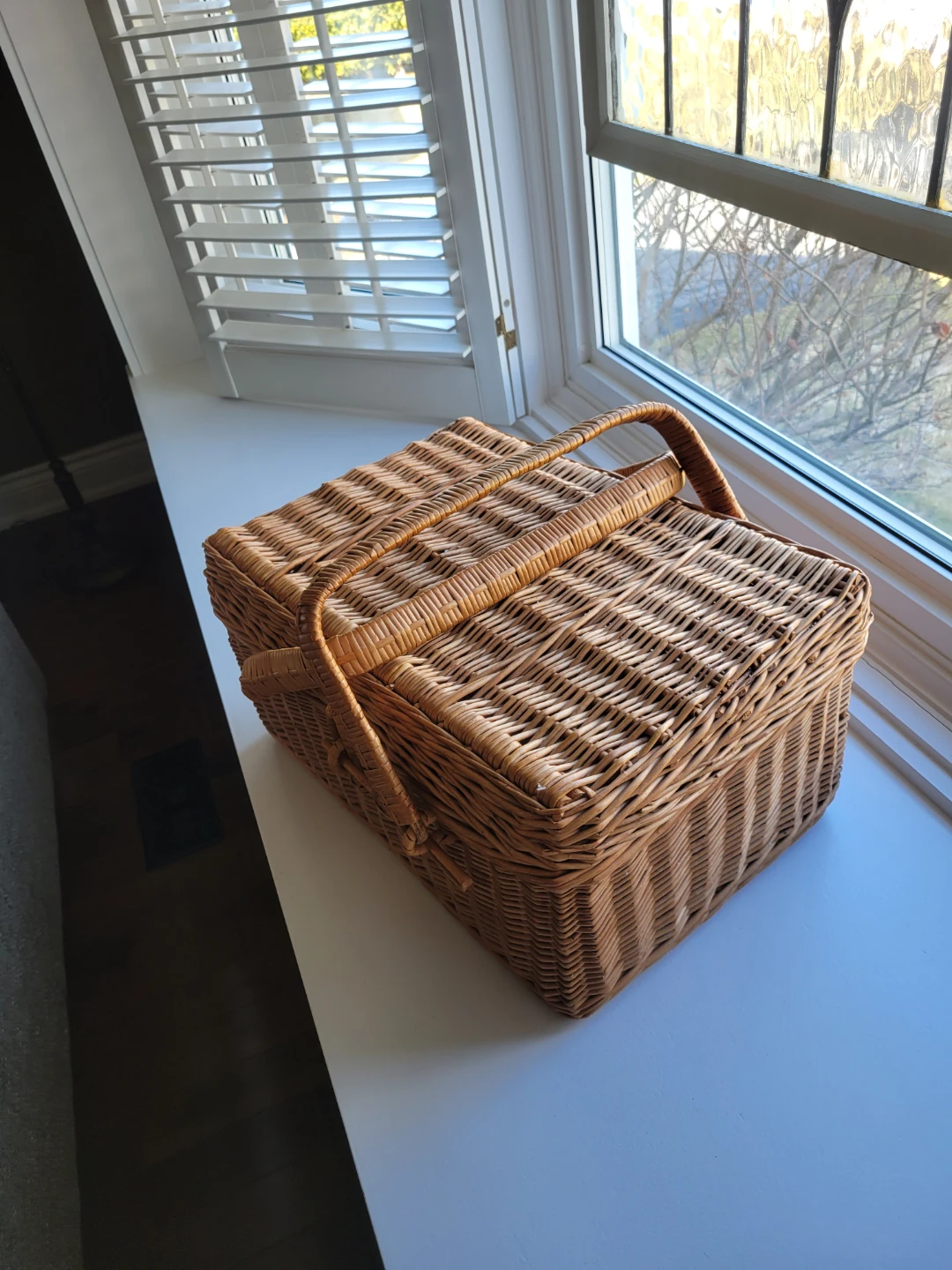 Wicker Picnic Basket with Handles - photo 5