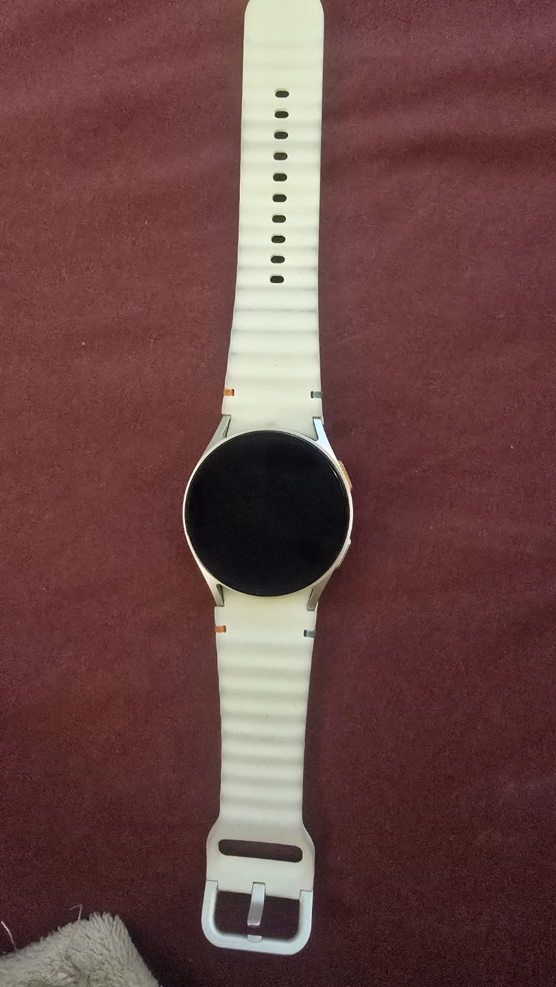 White Samsung galaxy watch 7