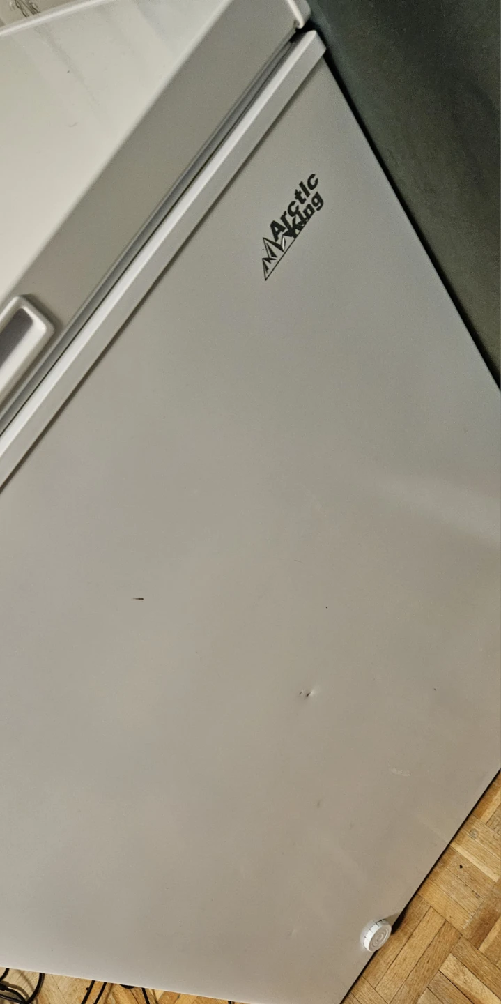 Arctic King Chest Freezer
