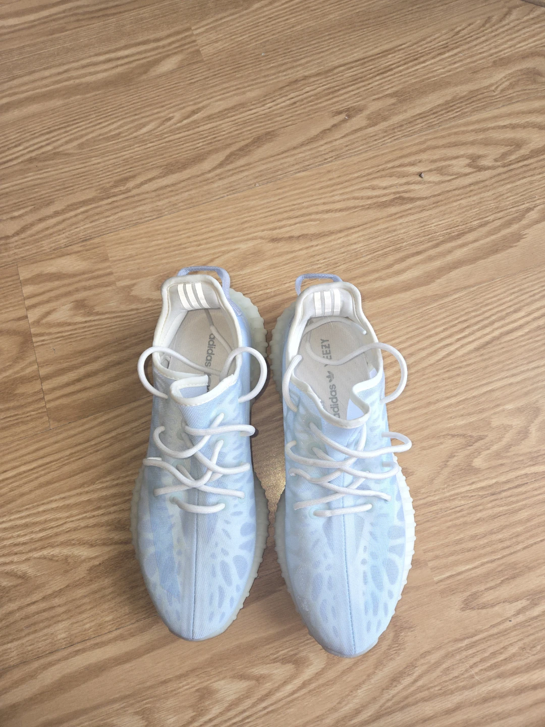 Adidas Yeezy Boost 350 V2 "Light" GW2889 - photo 2