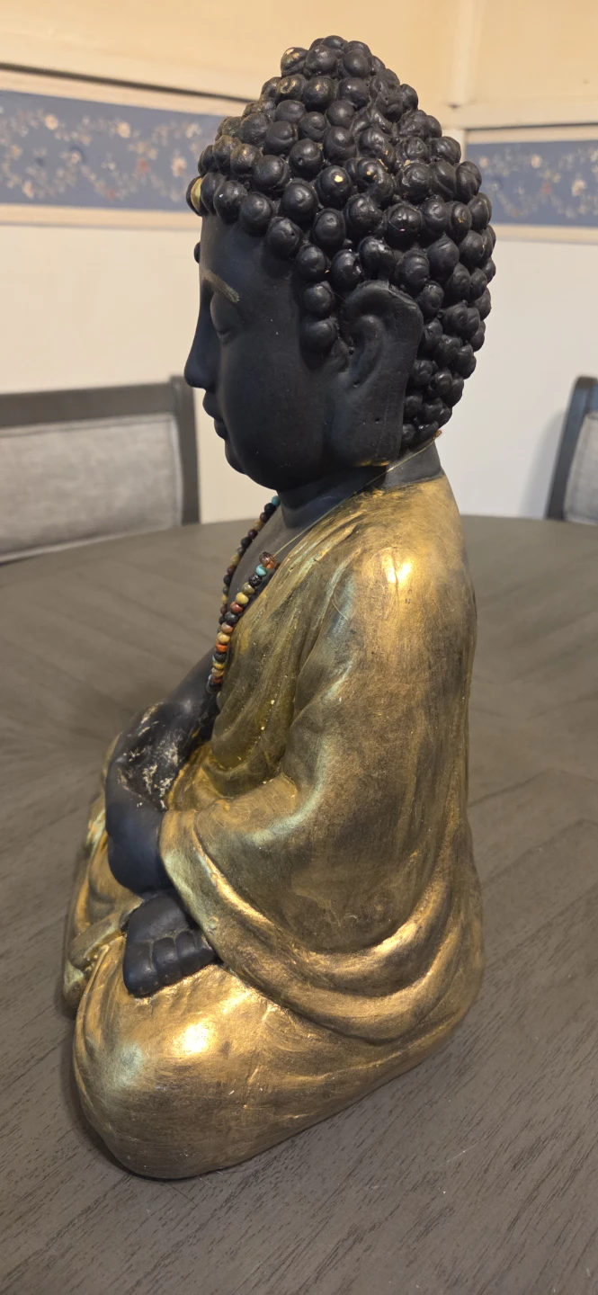 Sitting Buddha Statue - Black and Gold - photo 4