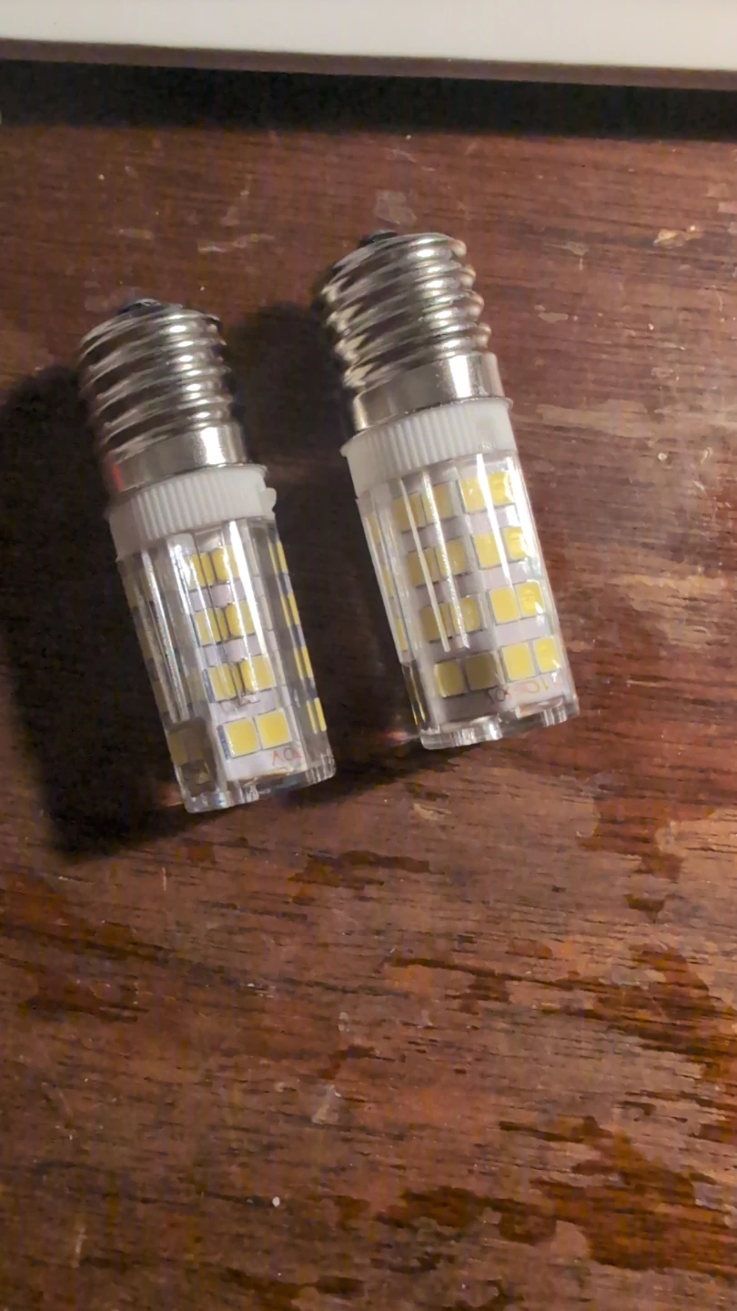 Cool White LED Bulbs - Pack of 4 - photo 2