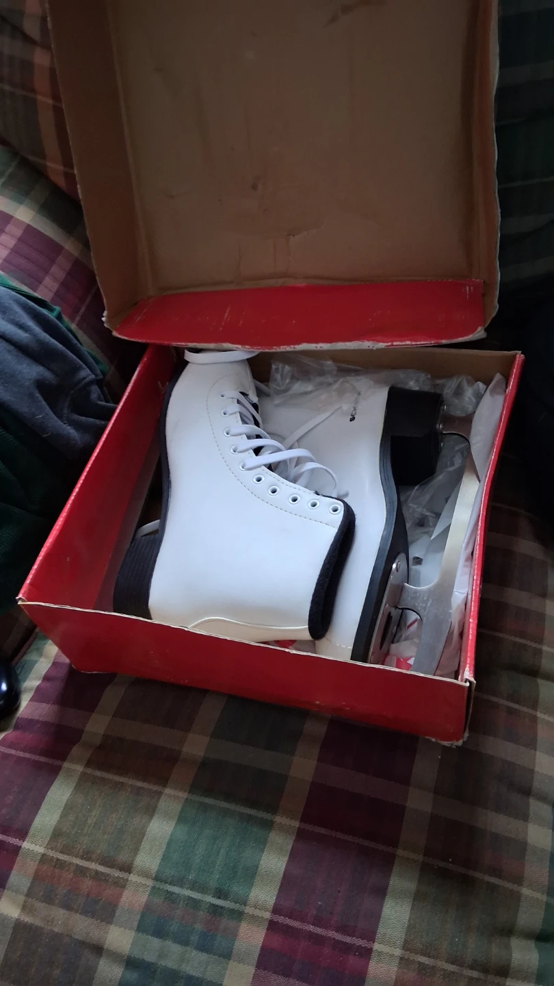 Schwinn Figure Skates - White, Size 8 - photo 2