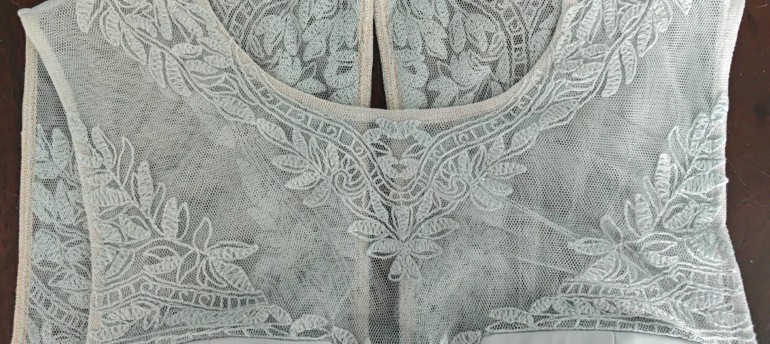 BCBG MAXAZRIA Grey Lace Detail Mini Dress - photo 4