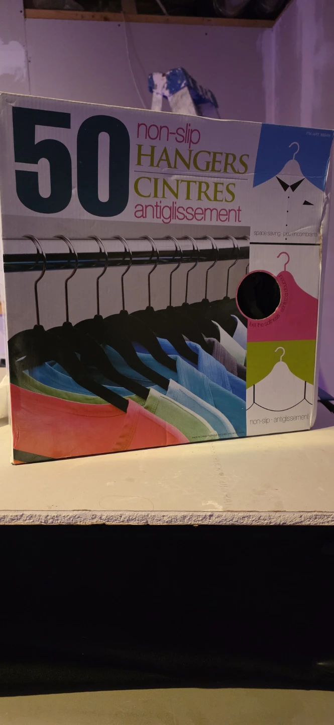 50 Non-Slip Soft Hangers