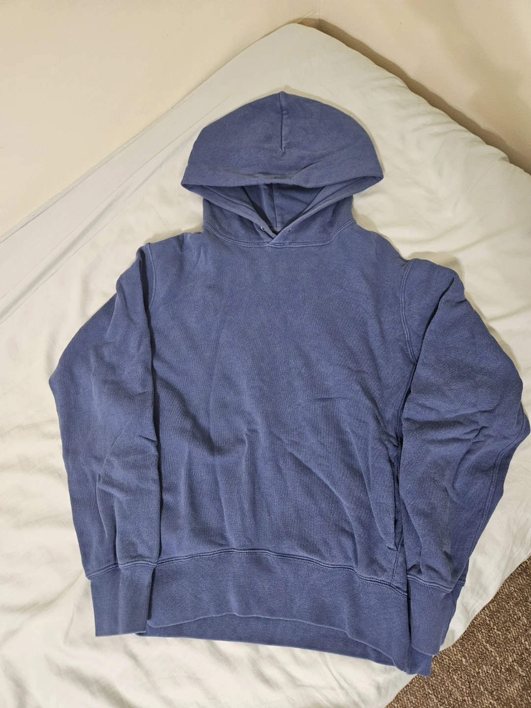 Uniqlo Men's Blue Hoodie - M