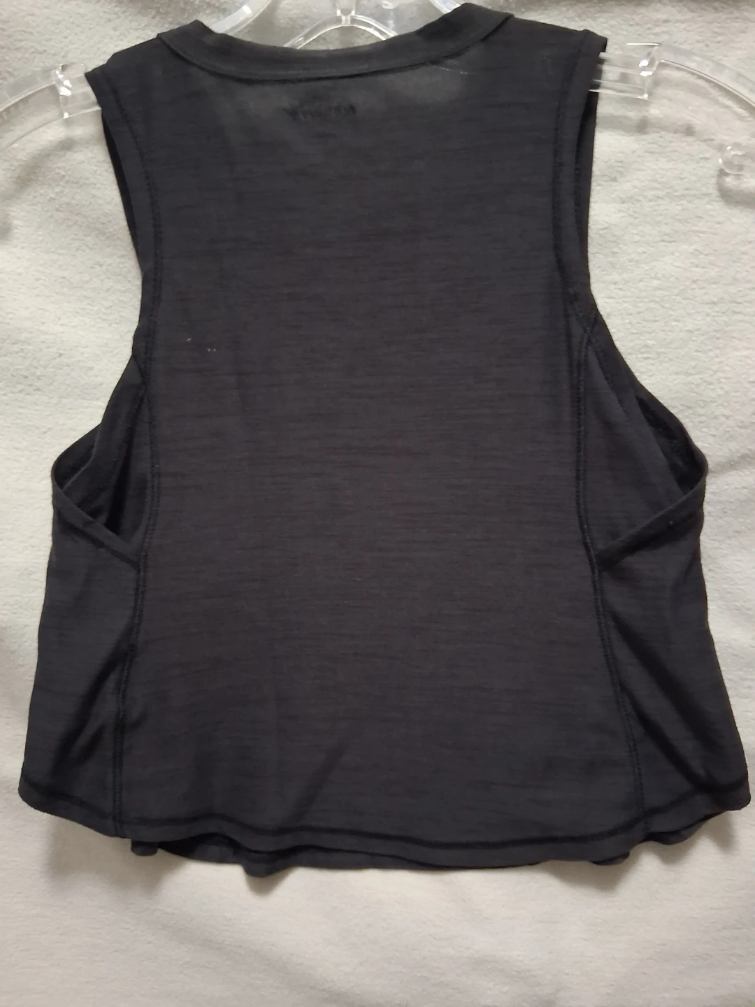 Old Navy Active Sleeveless Tank Top - Girls Size S (6-7) - photo 4