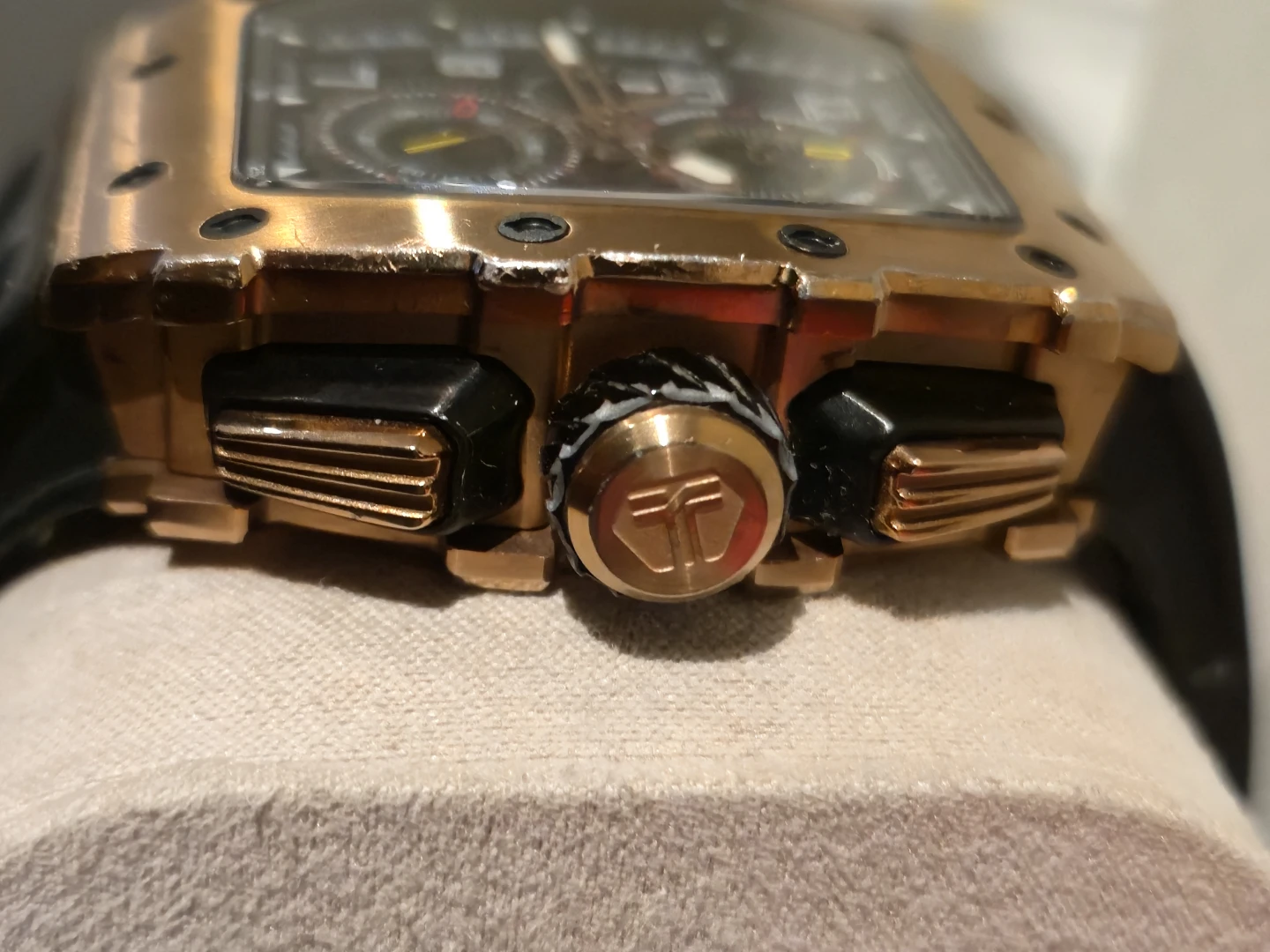 TSAR BOMBA Watch - photo 4