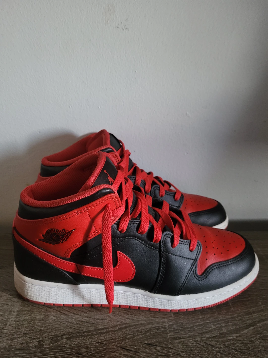 Air Jordan 1 Mid SE 'Shattered Backboard' GS Size 7Y - photo 2