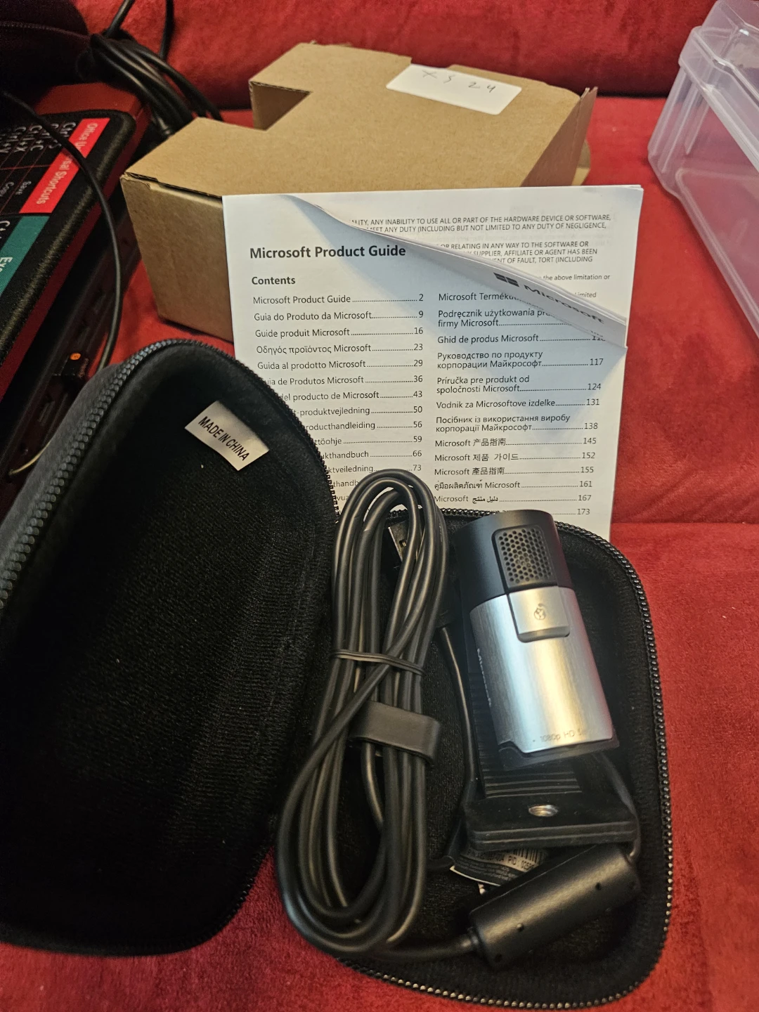 Microsoft LifeCam Webcam with Carrying Case - photo 2