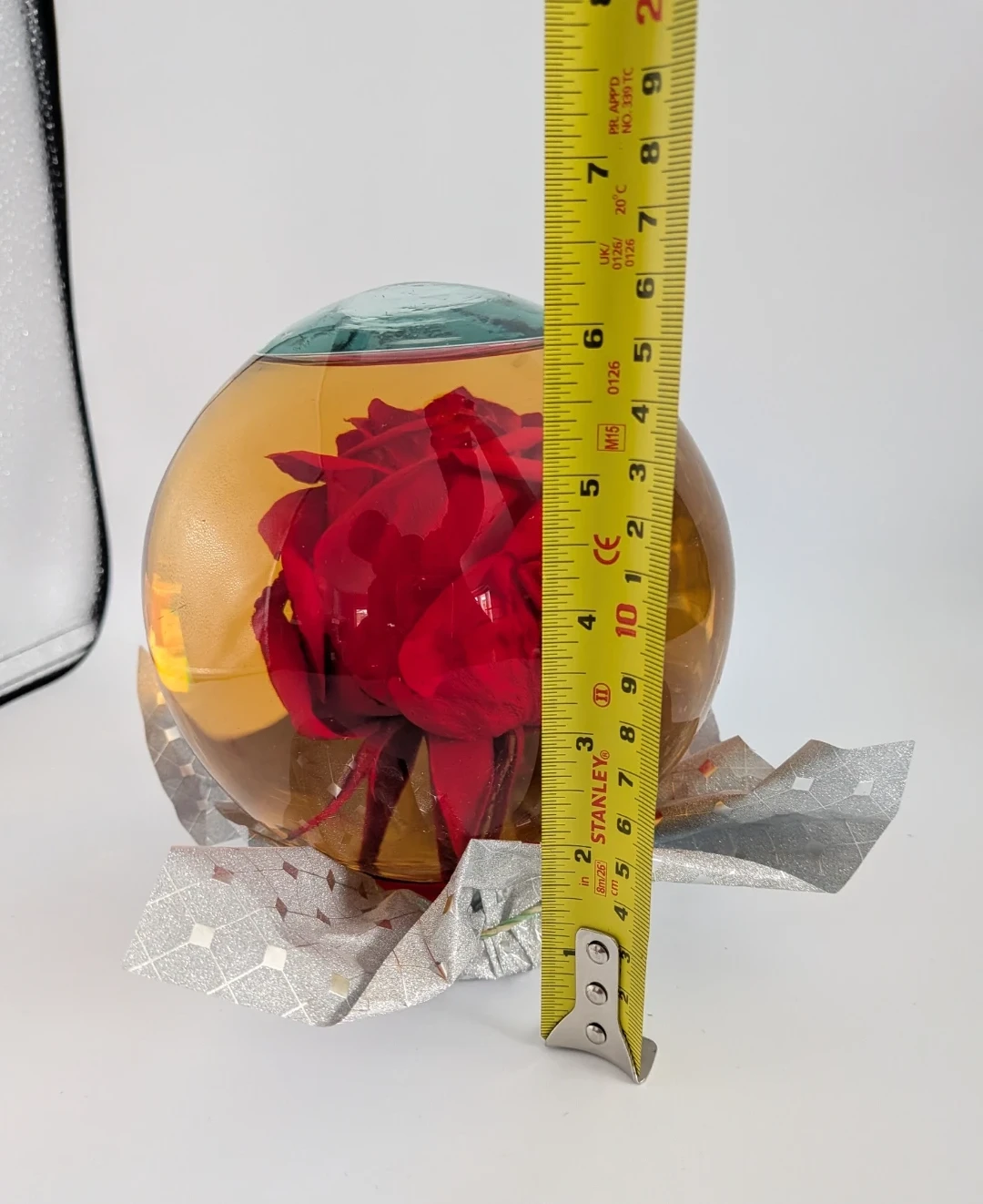 Preserved Red Rose in Glass Orb - photo 3