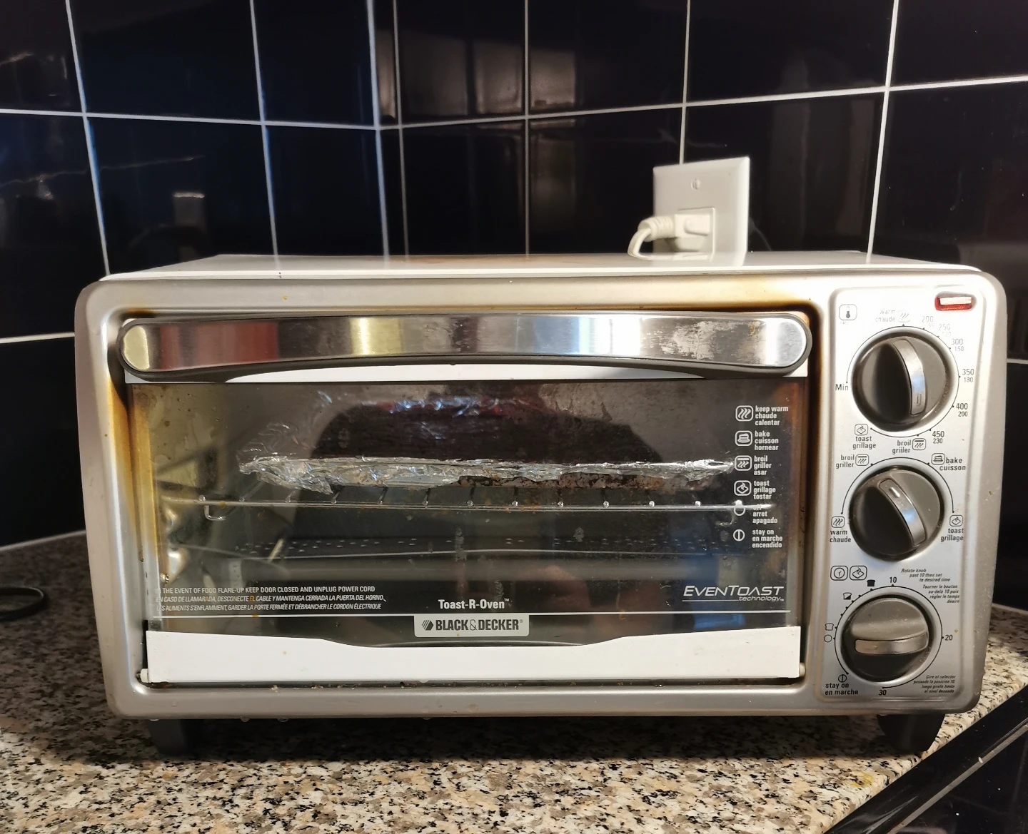 Black & Decker Toast Oven - photo 3