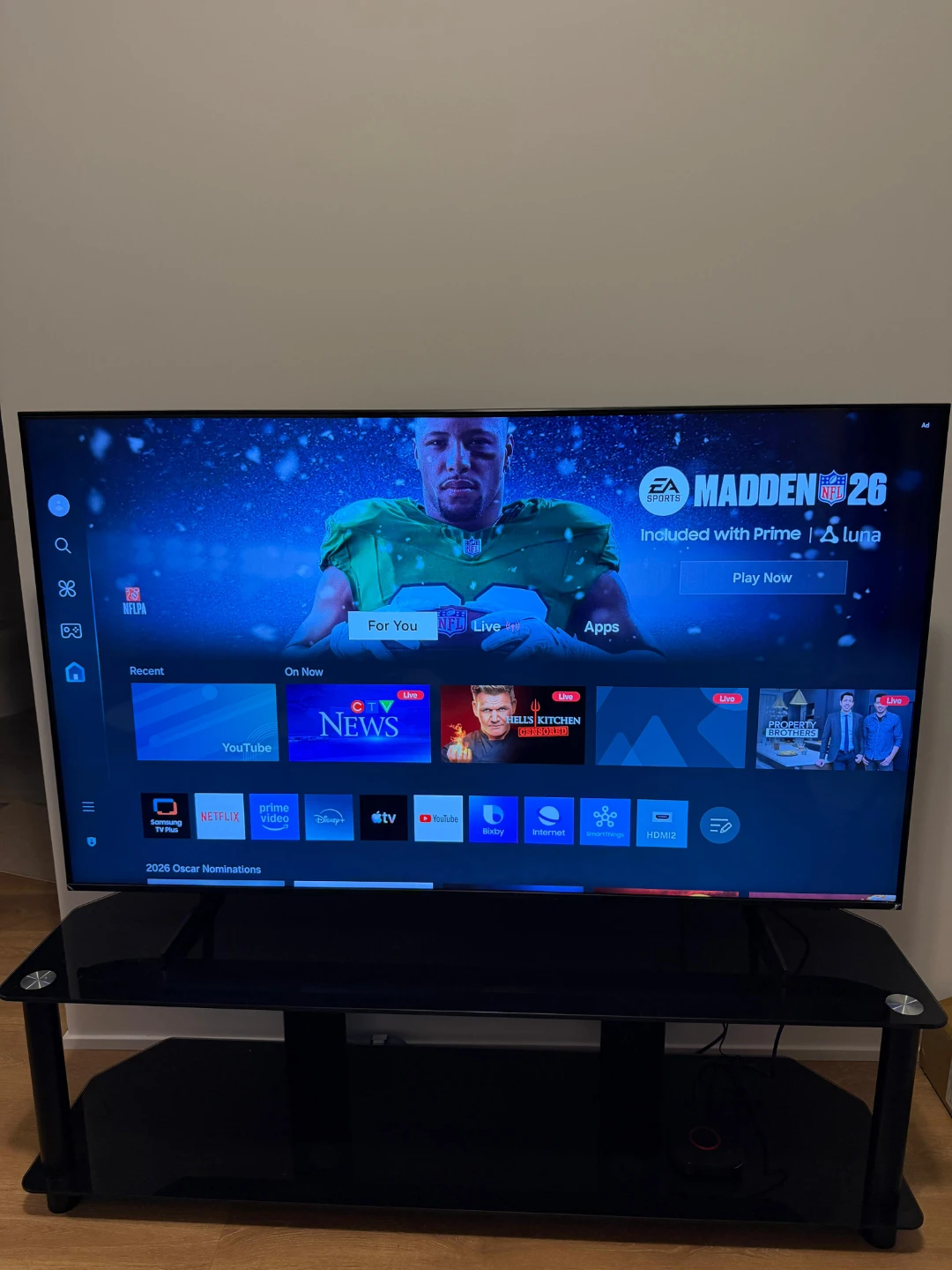 Samsung 60" Crystal UHD DU6900 Smart TV