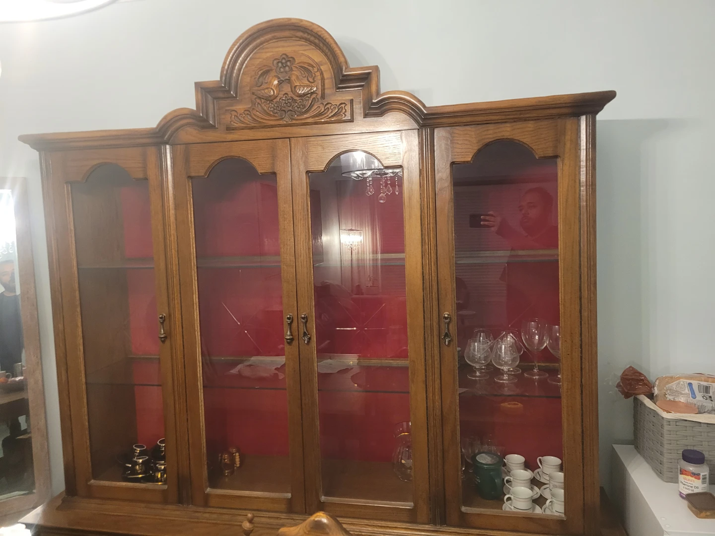 Wooden cabinet with glass doors / china cabinet - photo 3