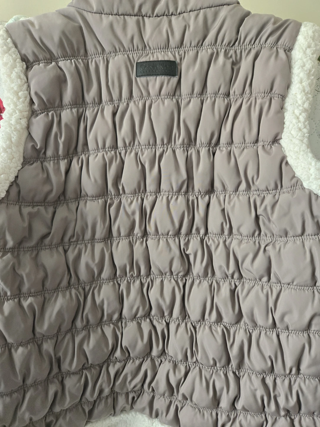 Calvin Klein Puffer Vest - Women's Size Medium - photo 5