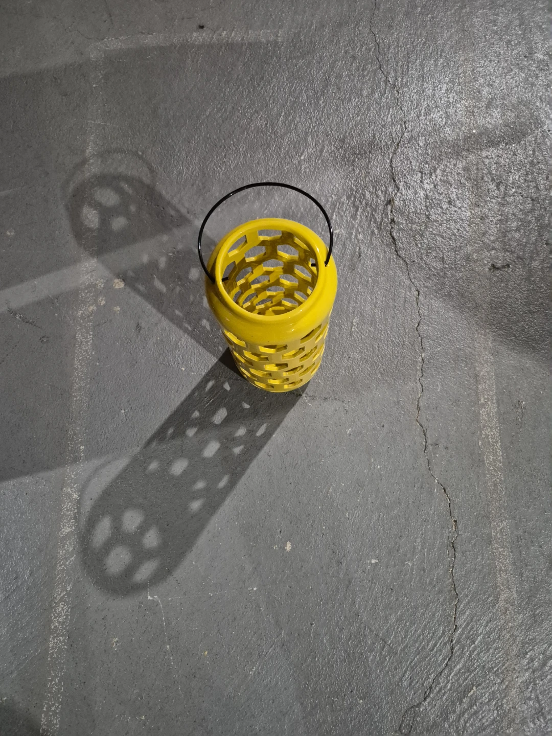 Yellow Ceramic Lantern with Hexagonal Cutouts - photo 3