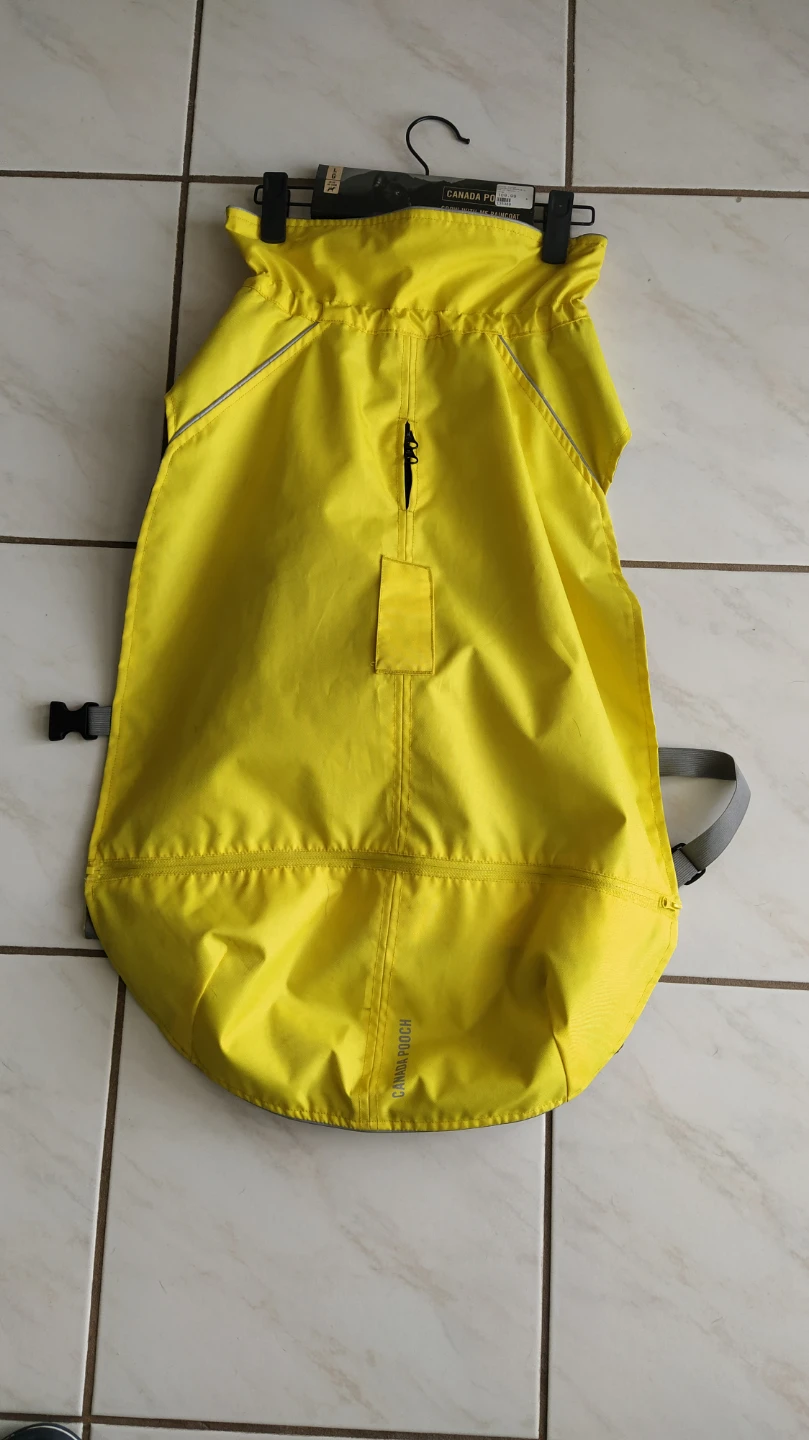Canada Pooch Grow-With-Me Yellow Raincoat - Large - photo 3