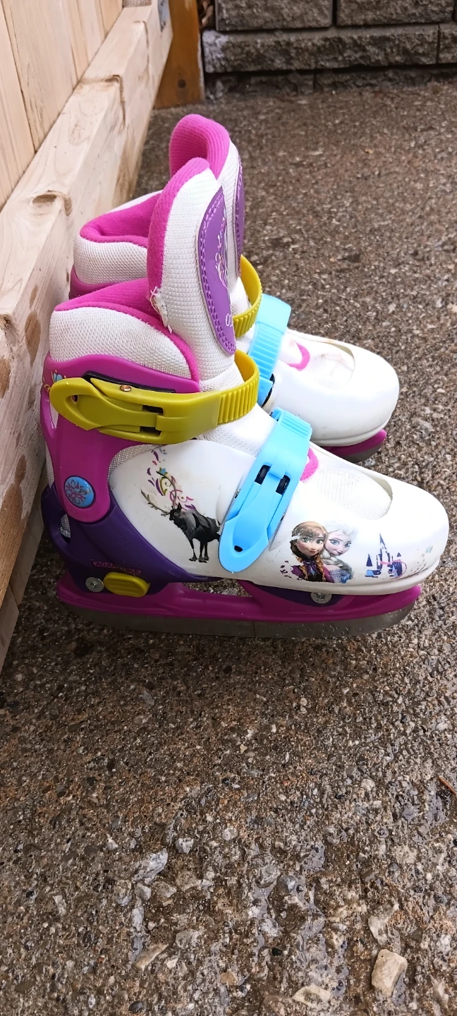 CCM Ice Skates - photo 4