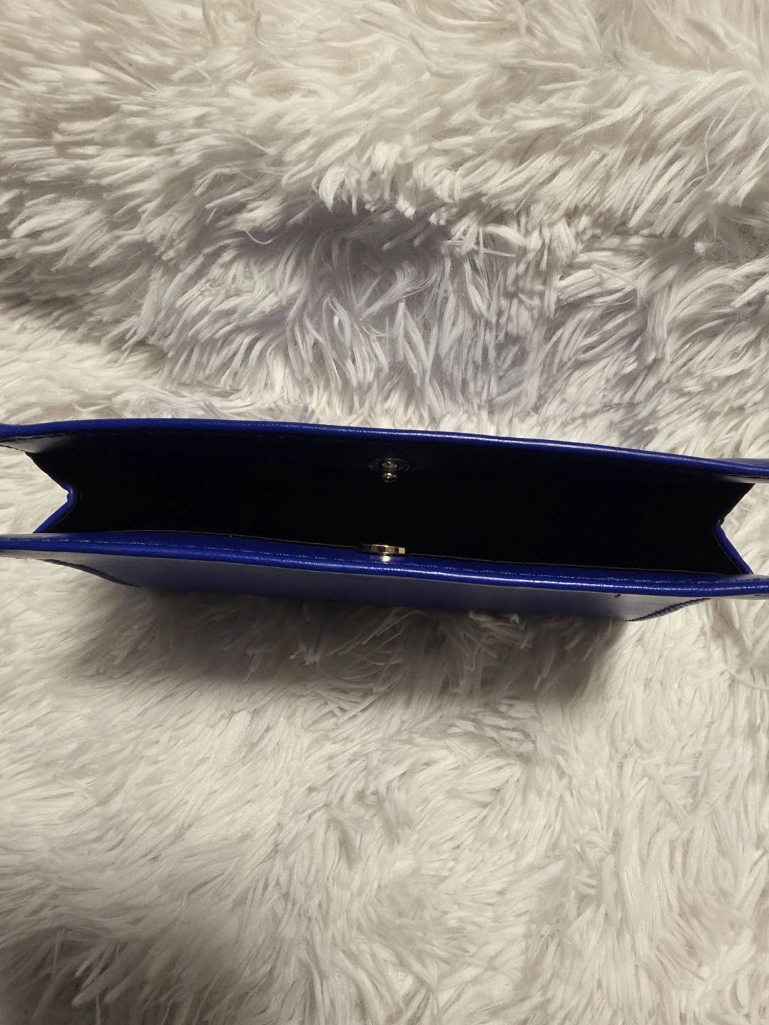 Yves Saint Laurent Beauté Pouch - photo 5