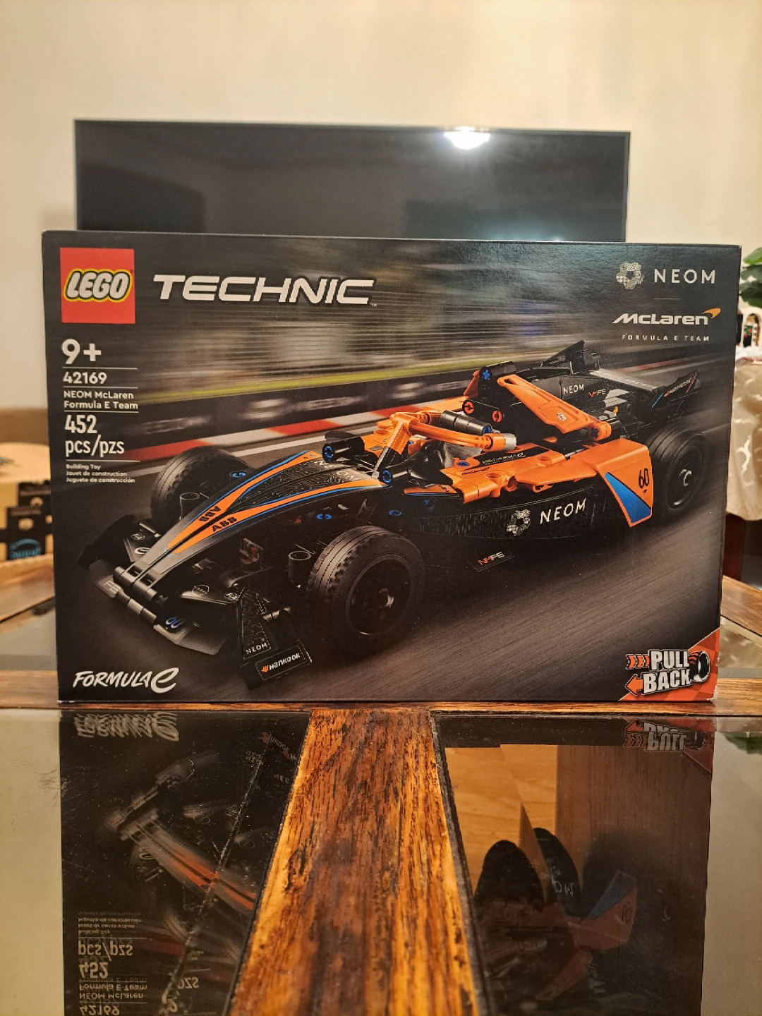 LEGO Technic NEOM McLaren Formula E Team Set 42169
