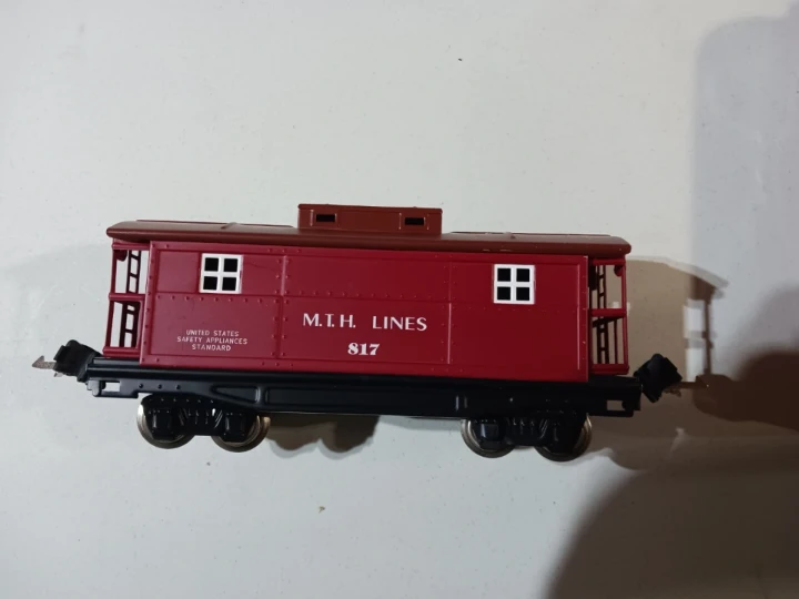 M.T.H. Lines 817 Caboose Train Car
