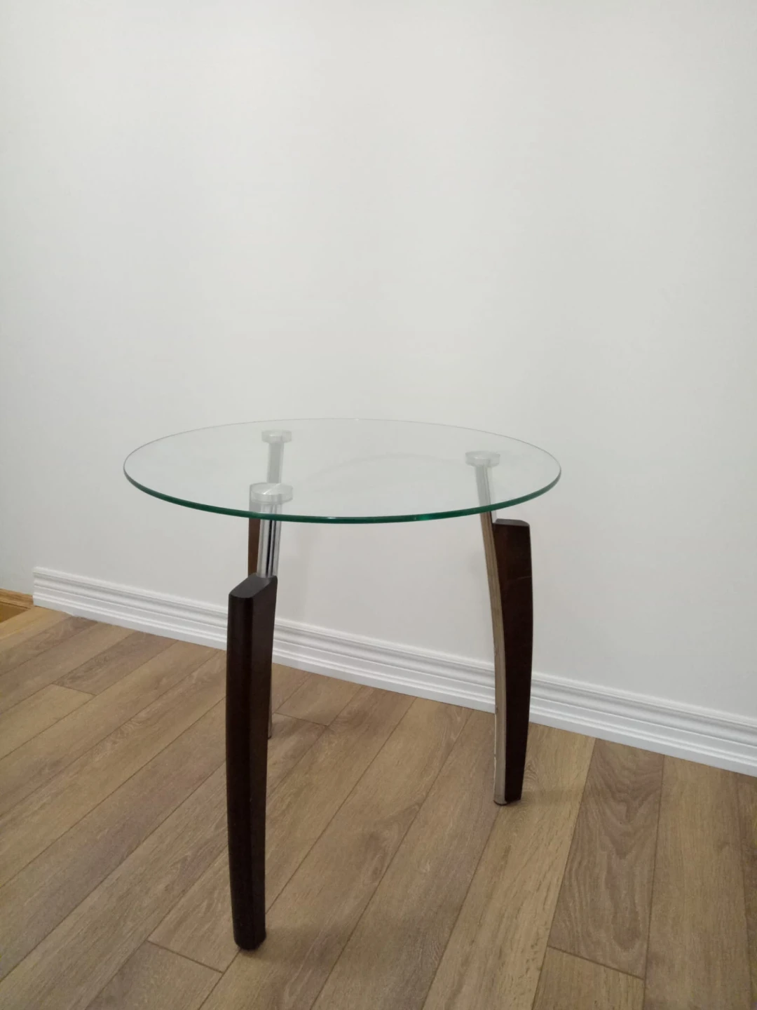 Round Glass Top Side Table with Wooden Legs - photo 2
