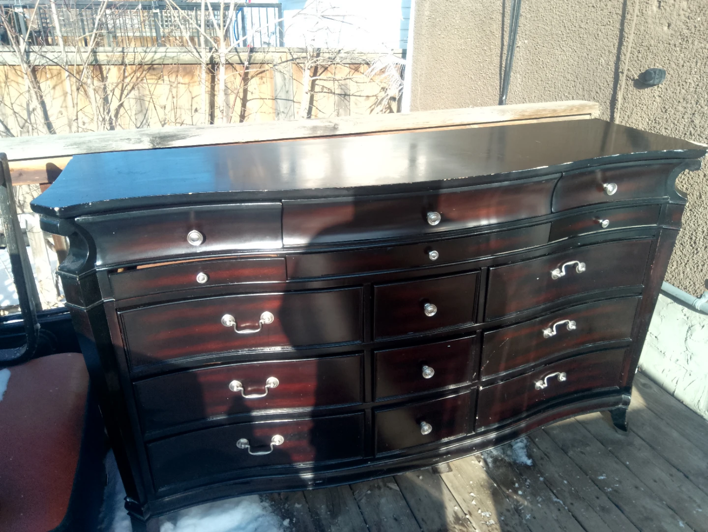 Dresser With Mirror