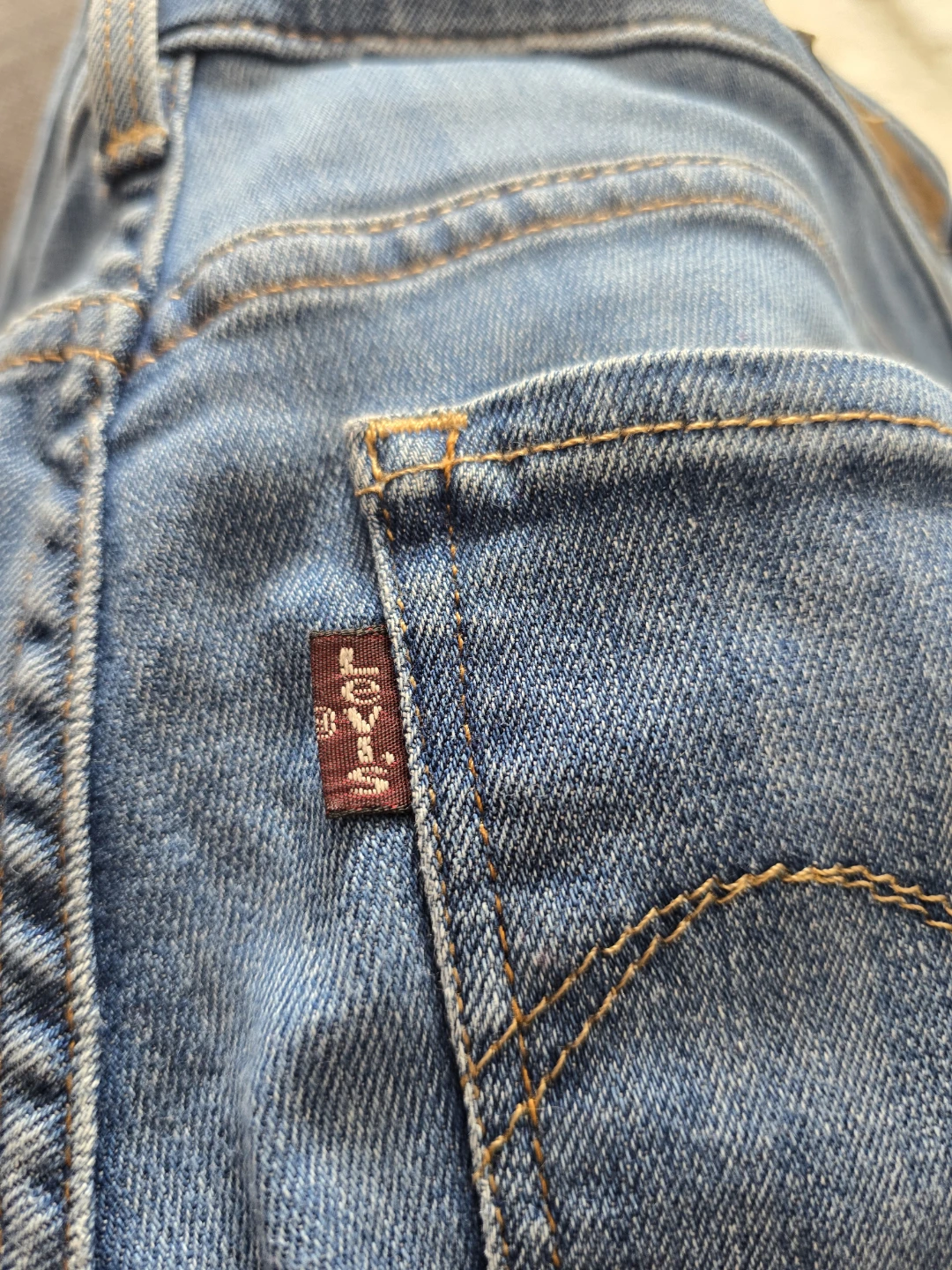 Levi's Women's Jeans with Crochet Inset, size 2/26, fits medium. - photo 5