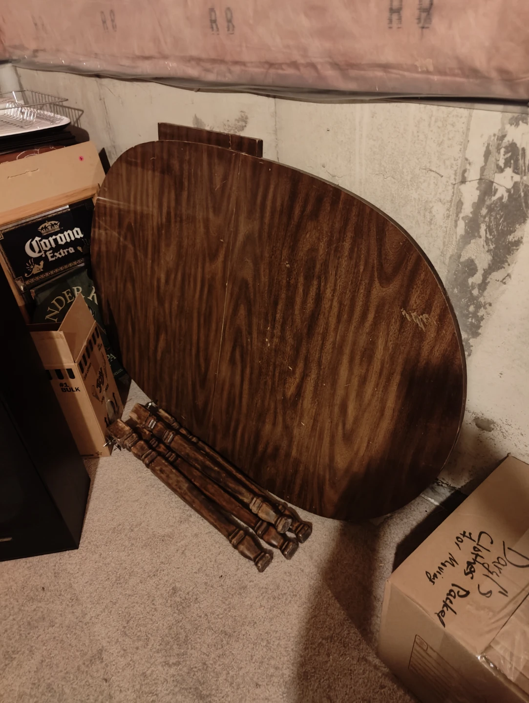 Wooden Dining Table with Detachable Legs