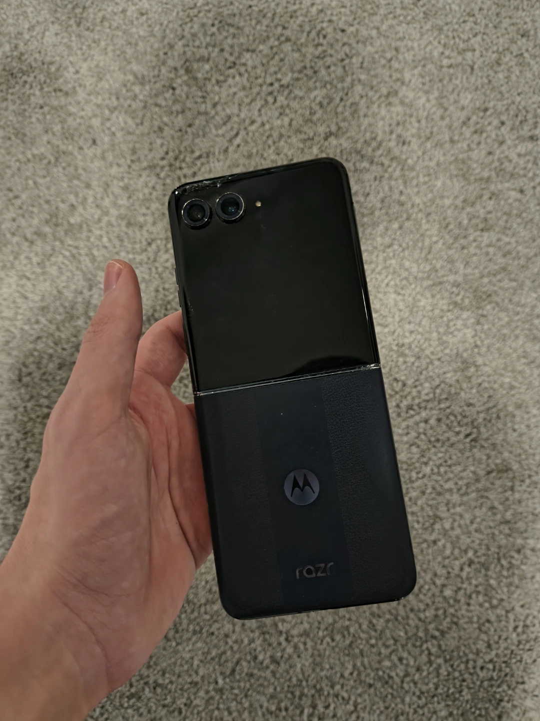 Motorola RAZR Flip Phone 2024 plus