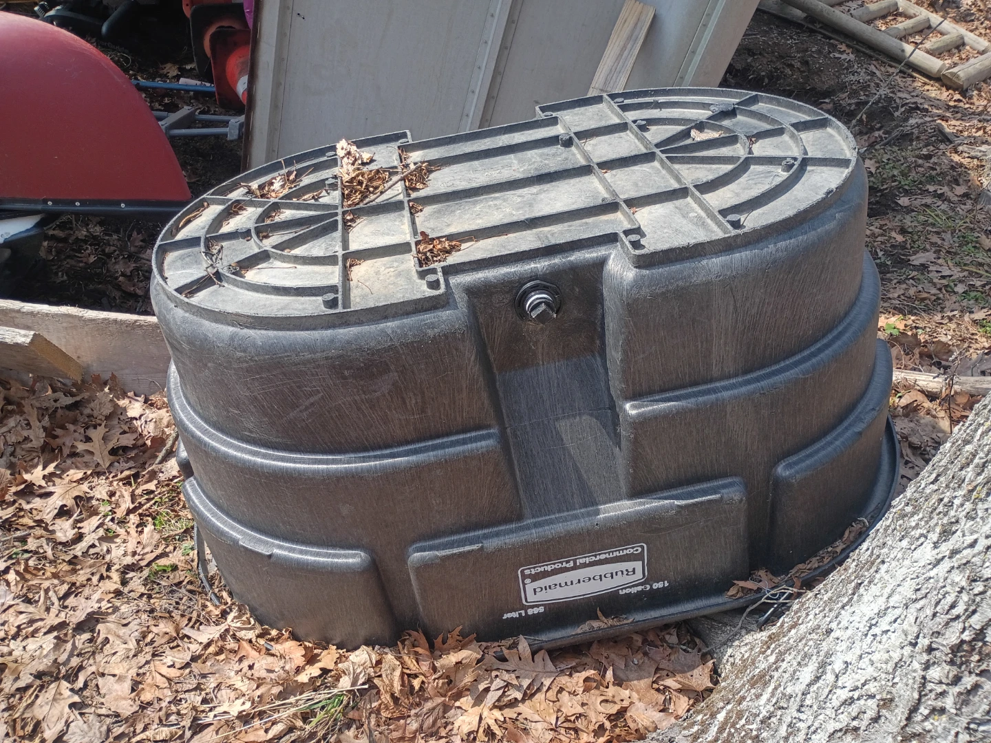 Rubbermaid 150 Gallon Stock Tank