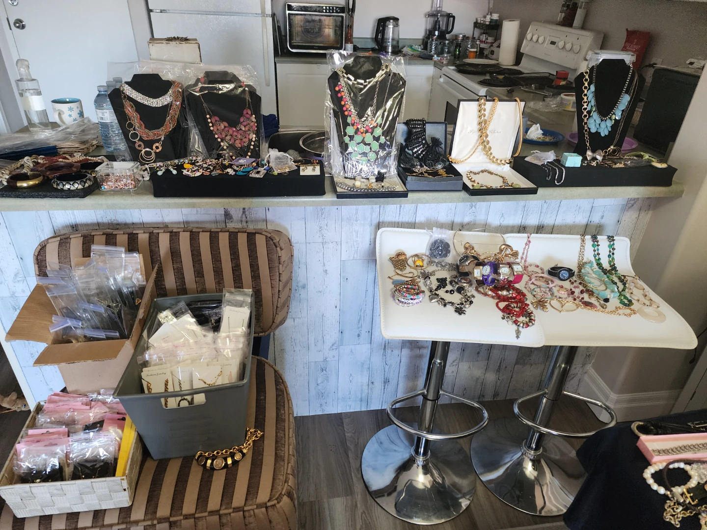 Assorted Costume Jewellery Collection - photo 2