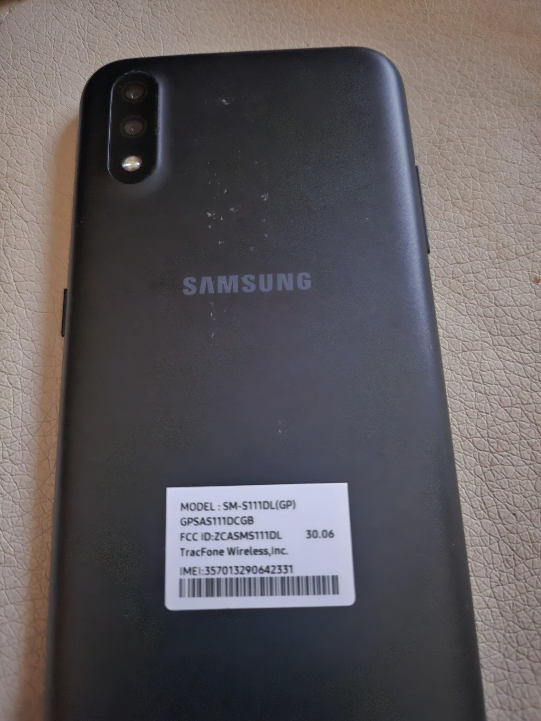 Samsung Galaxy A01 TracFone Smartphone - photo 3